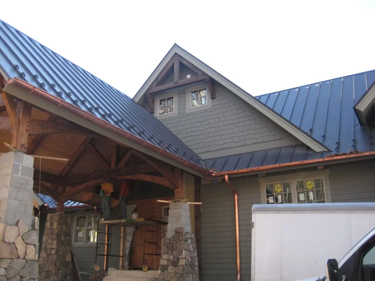 Craftsman Roofing team delivering quality roofing work in East Grand Forks